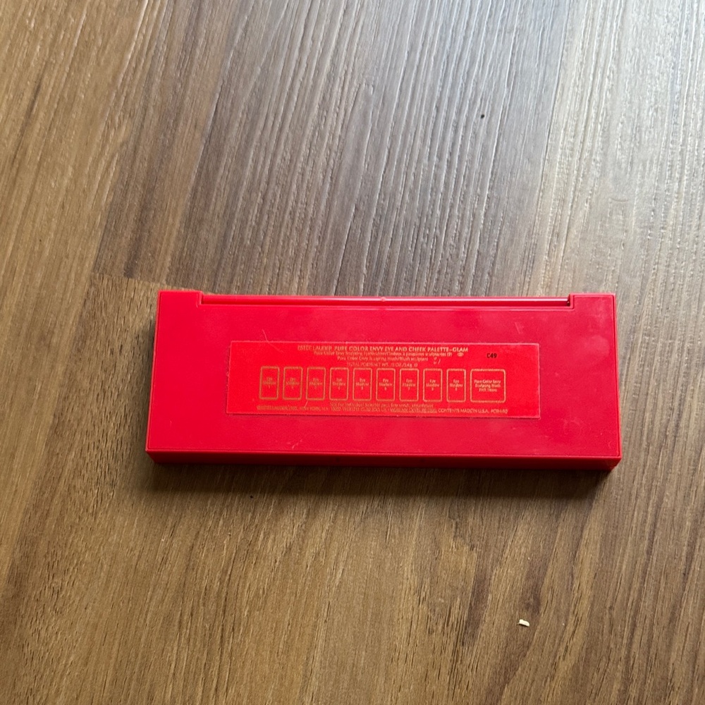 Estee Lauder Glam Eyeshadow Palette - Bold Hues - Picture 3 of 4